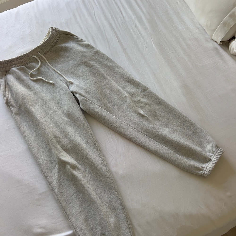 Abercrombie & Fitch Soft AF Essentials Grey Heather Sweatpants Womens Medium‎